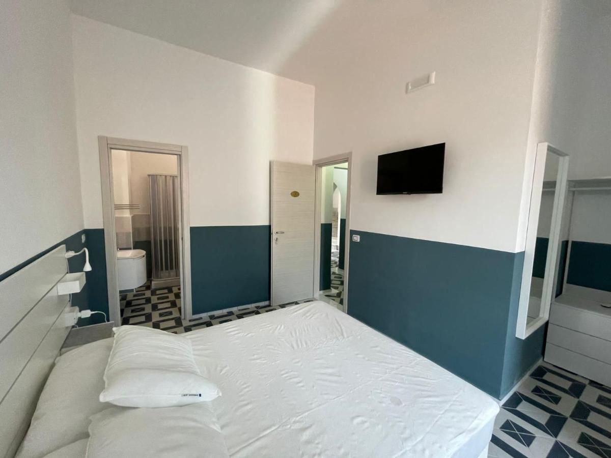 Donna Maria Hotel Sapri Bagian luar foto